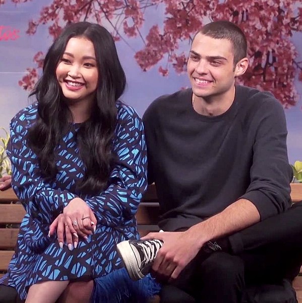 To All the Boys: P.S. I Still Love You received international attention. Here, stars Lana Condor and Noah Centineo are interviewed in Brazil.