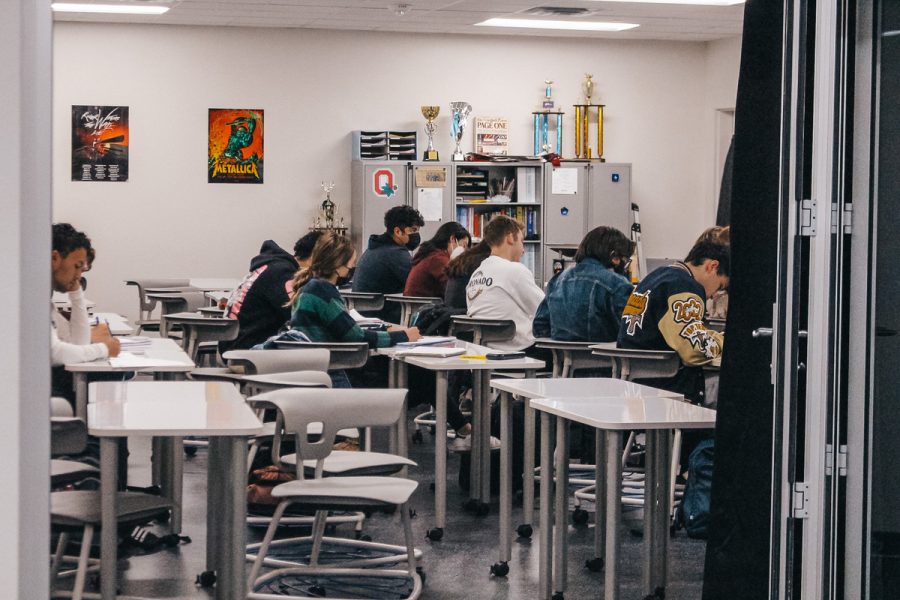 AP vs IB vs Dual Credit: Which is Right for You?