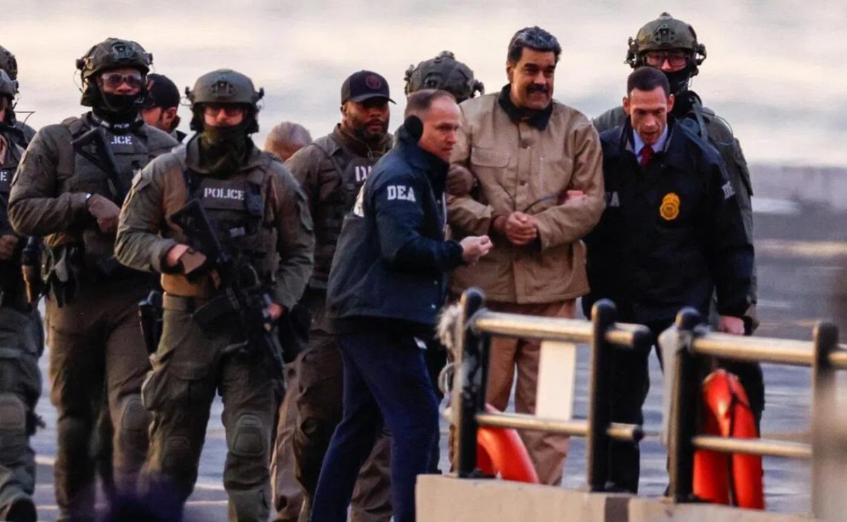 Police escorting Nicolas Maduro